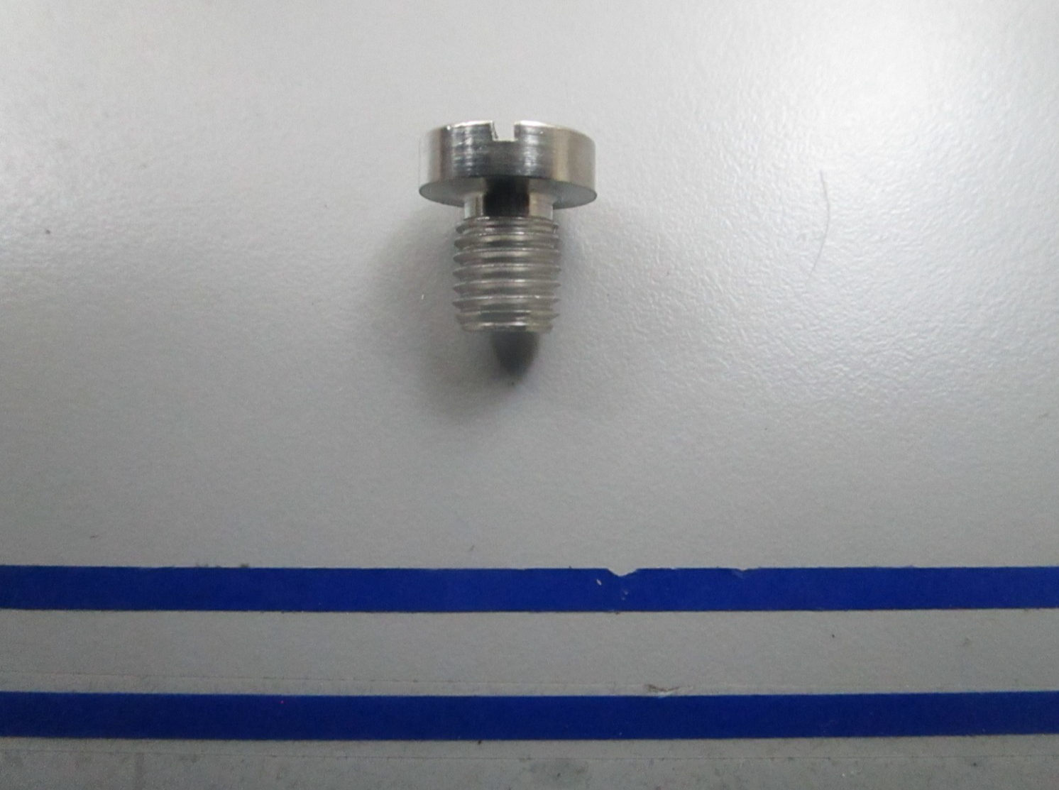 *NEW OEM* 0810 OMC Johnson Evinrude Screw Plug 911719 0911719