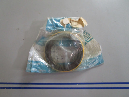 *NEW OEM* 0770 GM Seal 626204