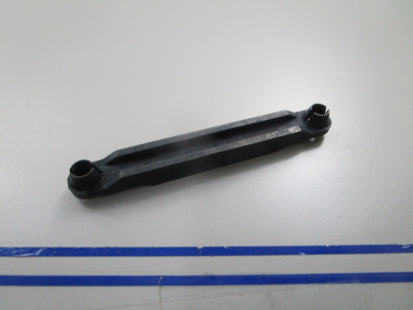*NEW OEM* 0810 OMC Johnson Evinrude Throttle Link 335595 0335595