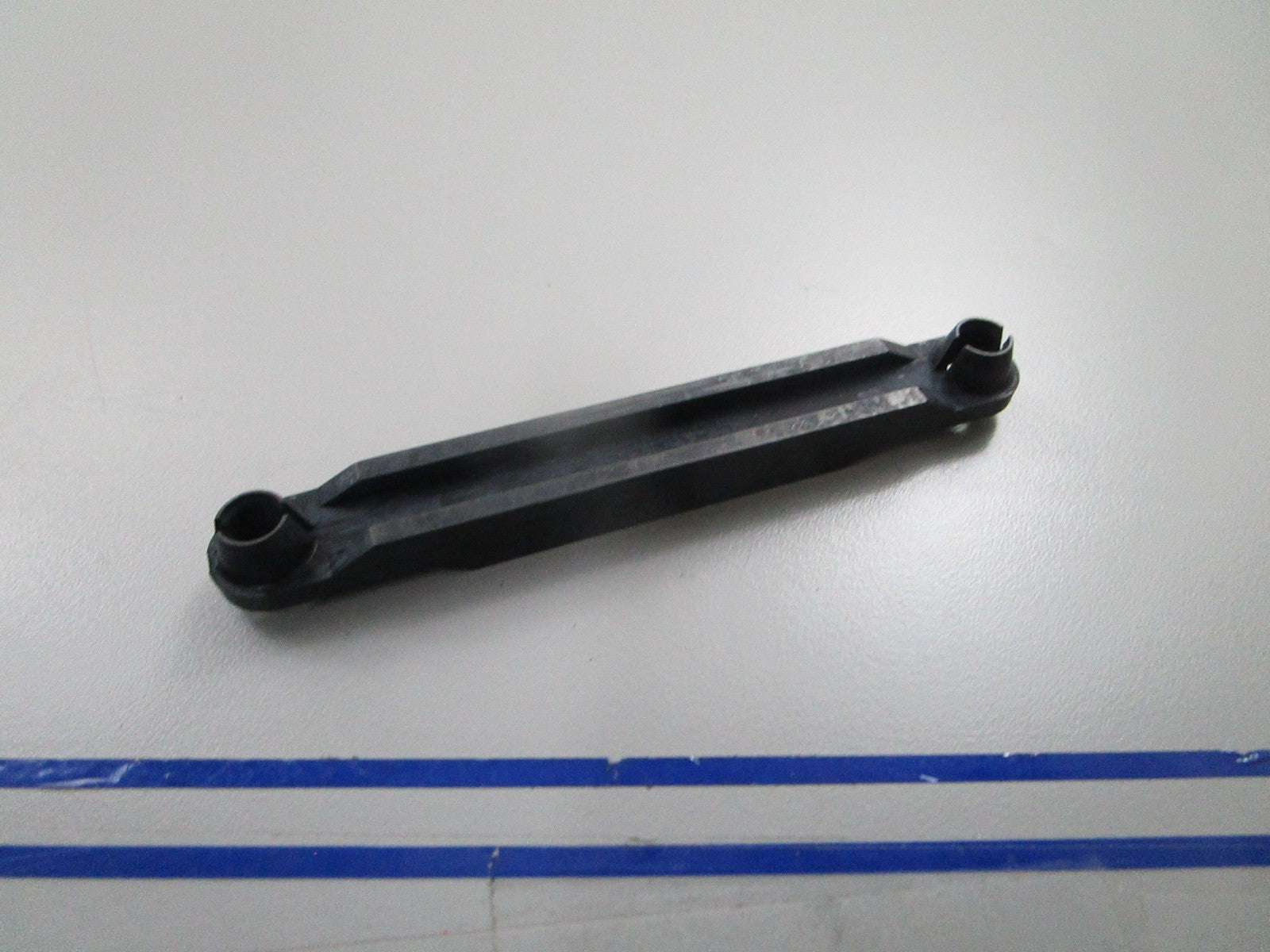 *NEW OEM* 0810 OMC Johnson Evinrude Throttle Link 335595 0335595