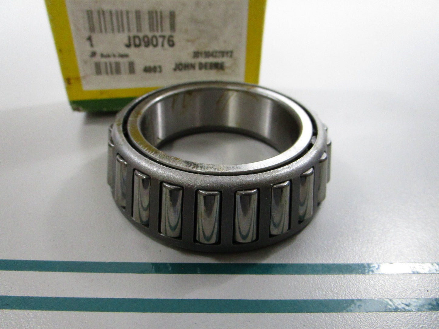 NEW OEM JD9076 John Deere Bearing 0810