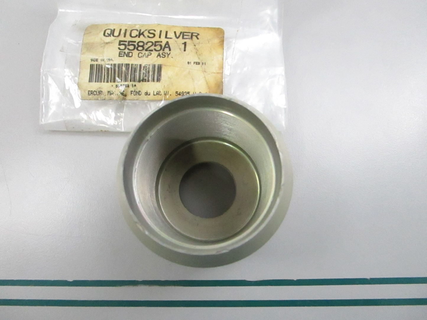 NEW OEM 55825A1 Mercury Quicksilver End Cap Assembly 0810