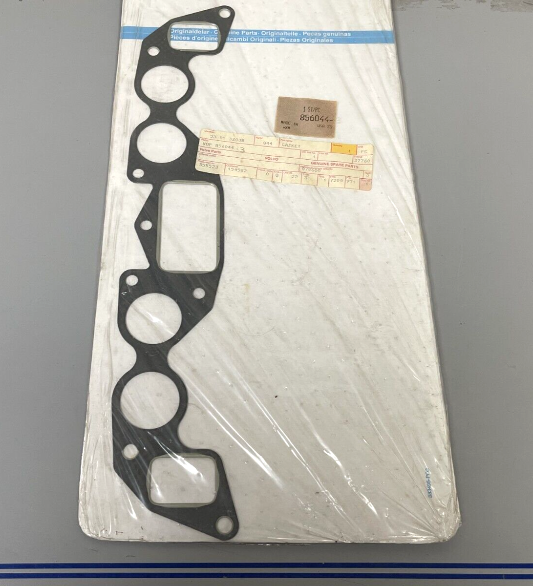 *NEW OEM* 0670 Volvo Penta Gasket Set 856044 856044-4
