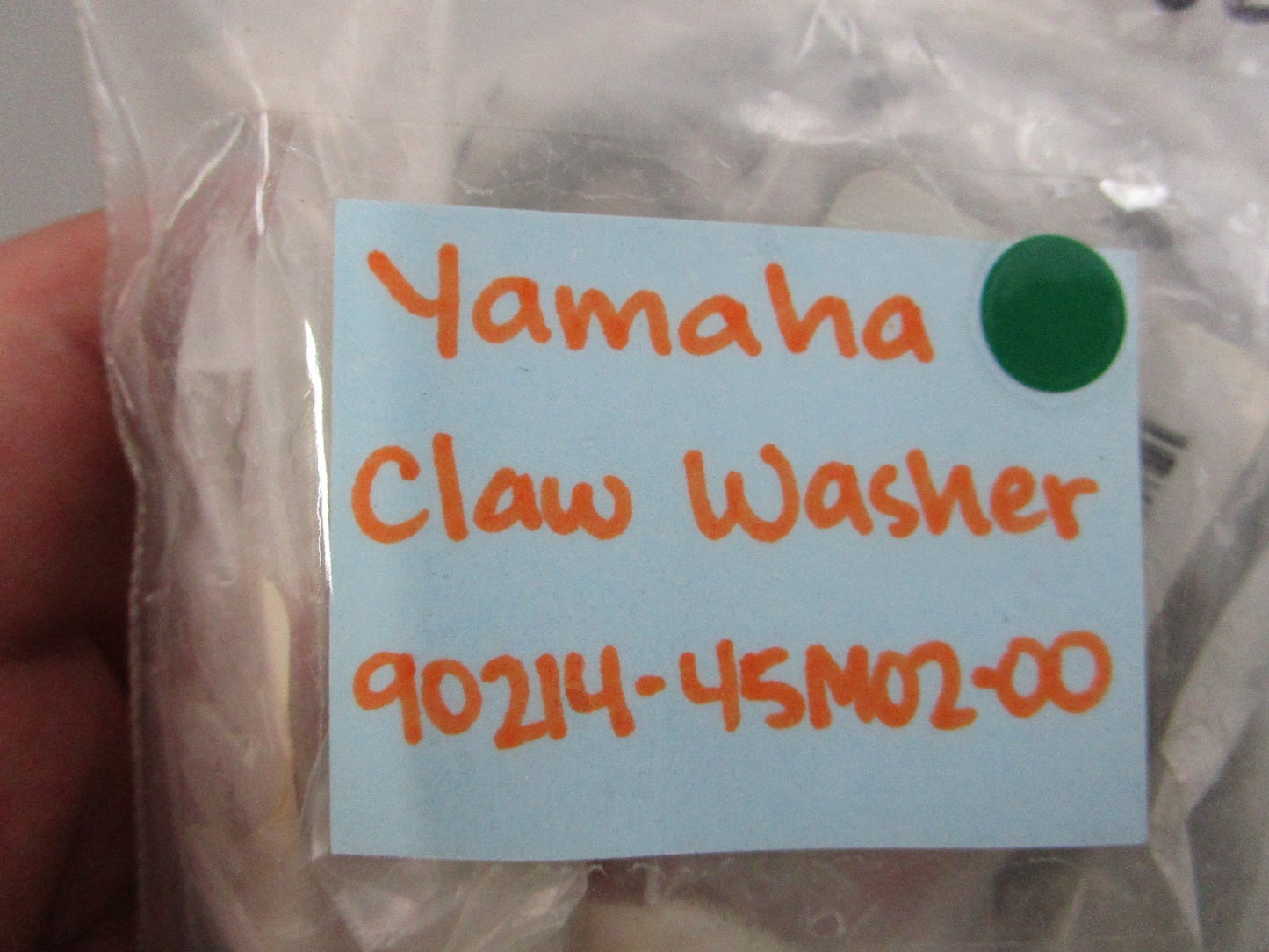 NEW OEM (LOT OF 2) 90214-45M02-00 Yamaha Claw Washer 0810