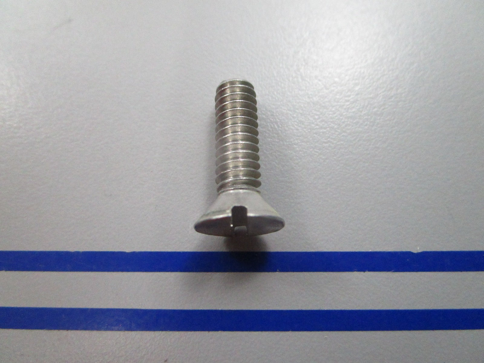 NEW OEM 312709 0312709 OMC Johnson Evinrude Screw 0810