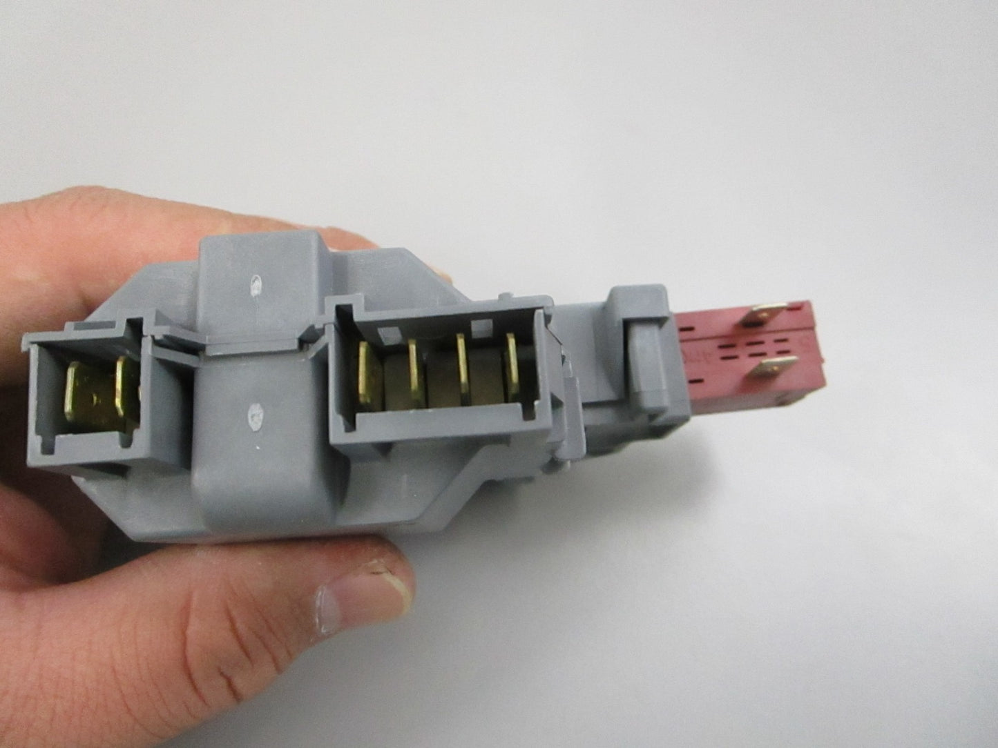 NEW OEM 131763256 Electrolux Door Lock Switch Assembly 0810