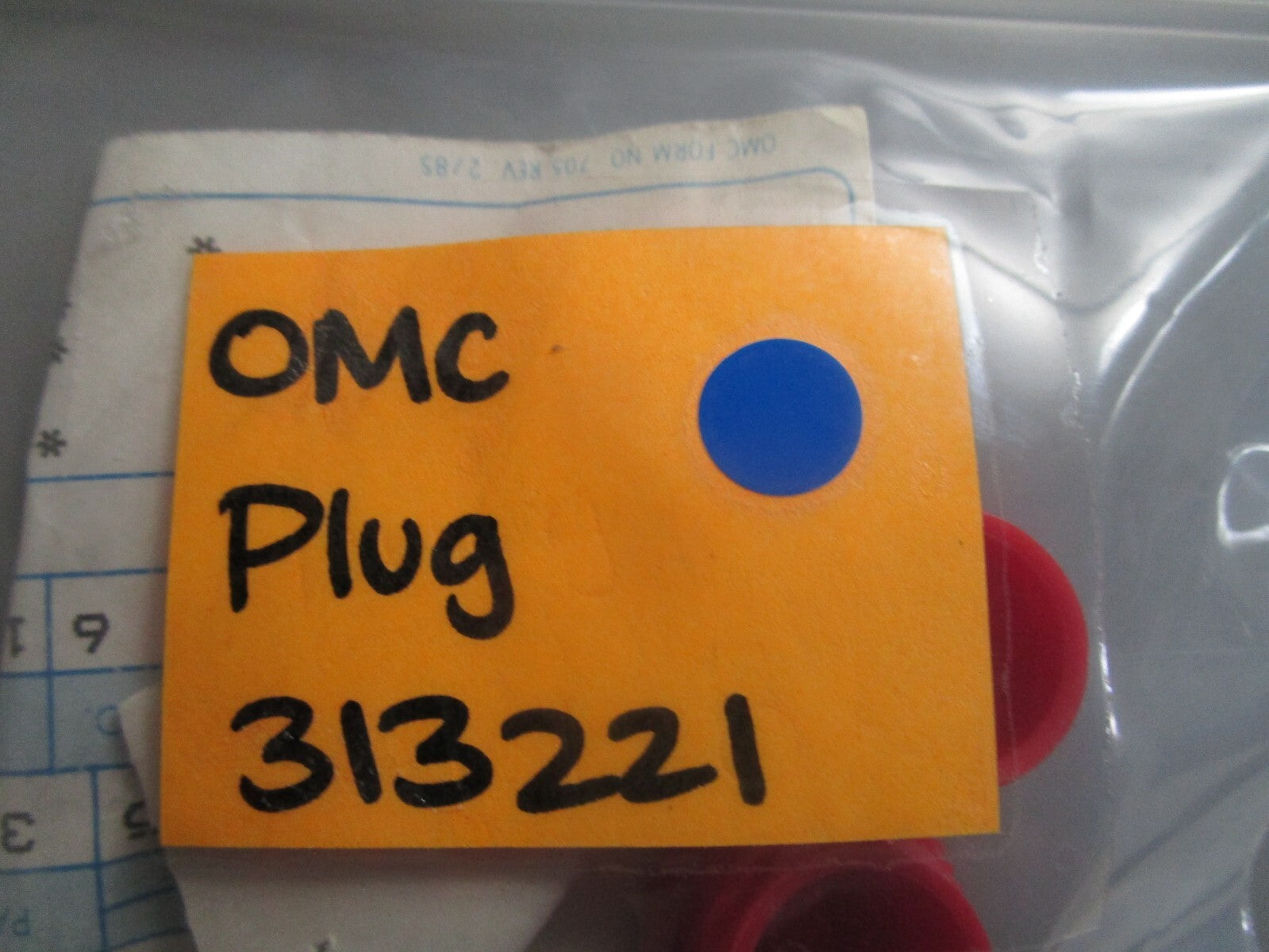 *NEW OEM* 0810 OMC Johnson Evinrude Plug 313221 0313221