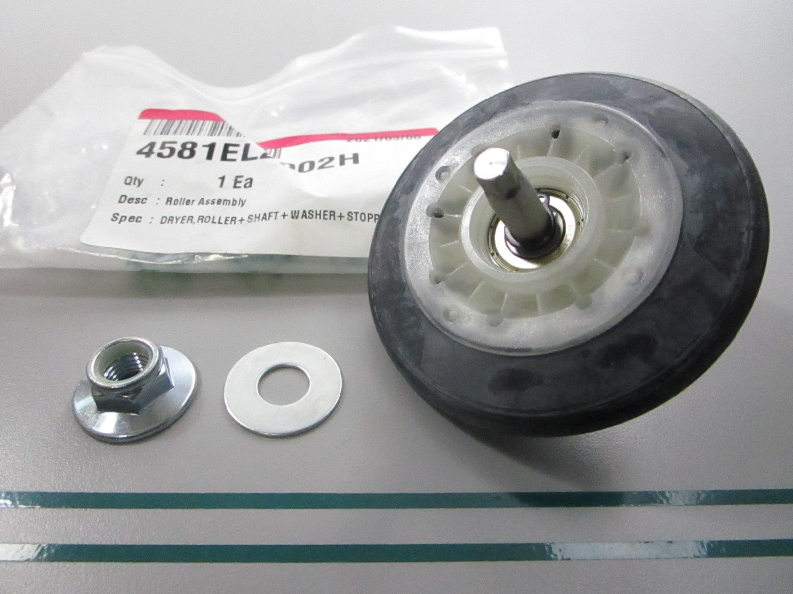 NEW OEM 4581EL2002H LG Roller Assembly 0810