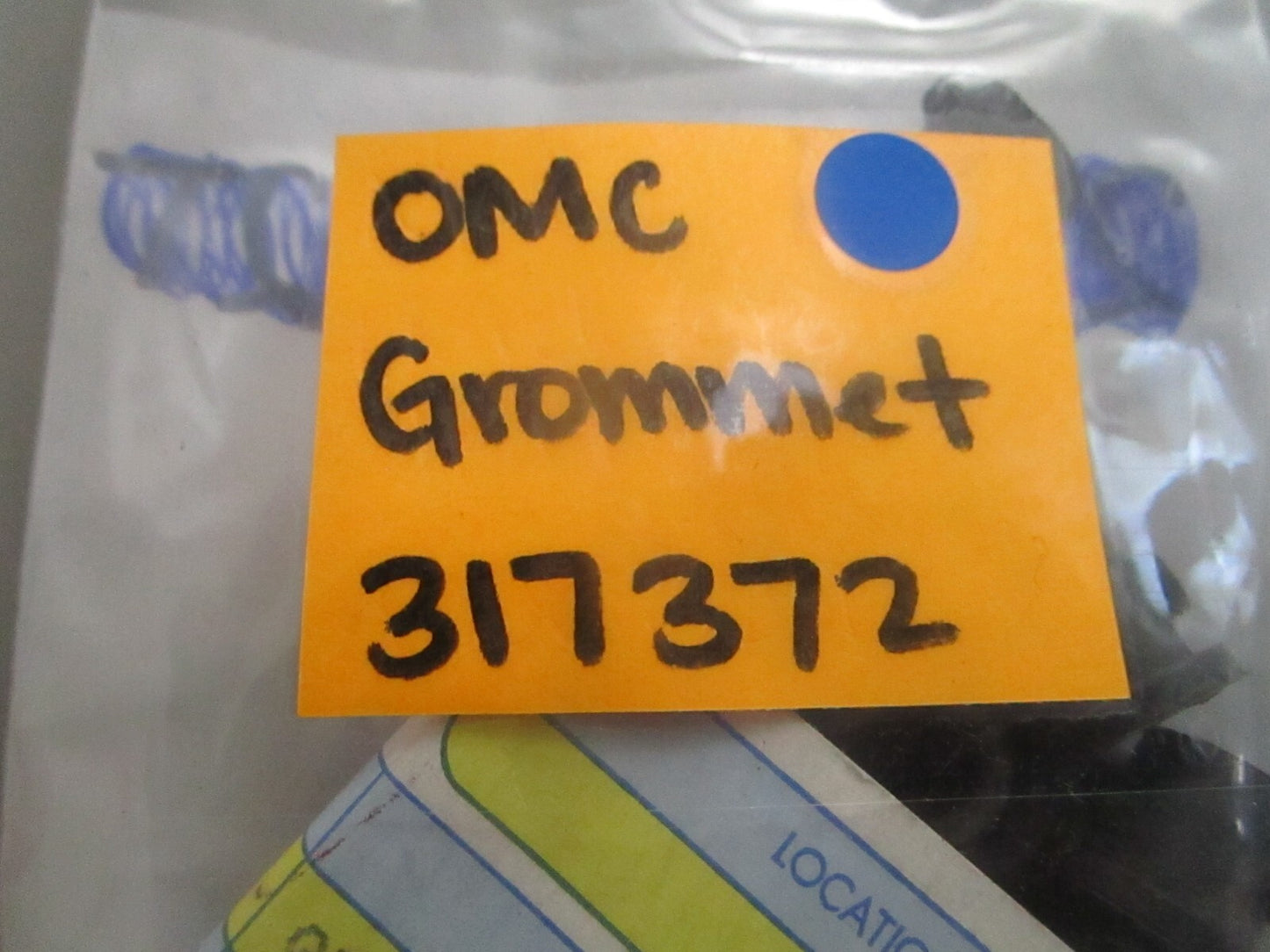 *NEW OEM* 0810 OMC Johnson Evinrude Grommet 317372 0317372