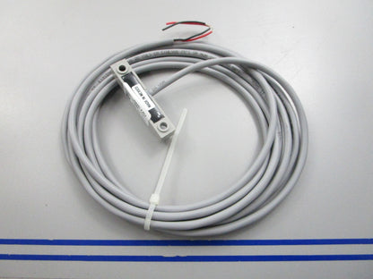 NEW OEM 112-1N-08J Edwards Signaling Non-Contact Interlock/Position Switch 0810