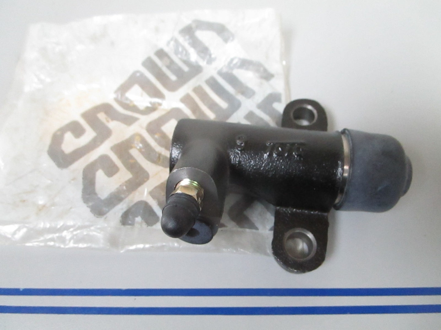 *NEW OEM* 0720 Crown Cylinder Slave 077637