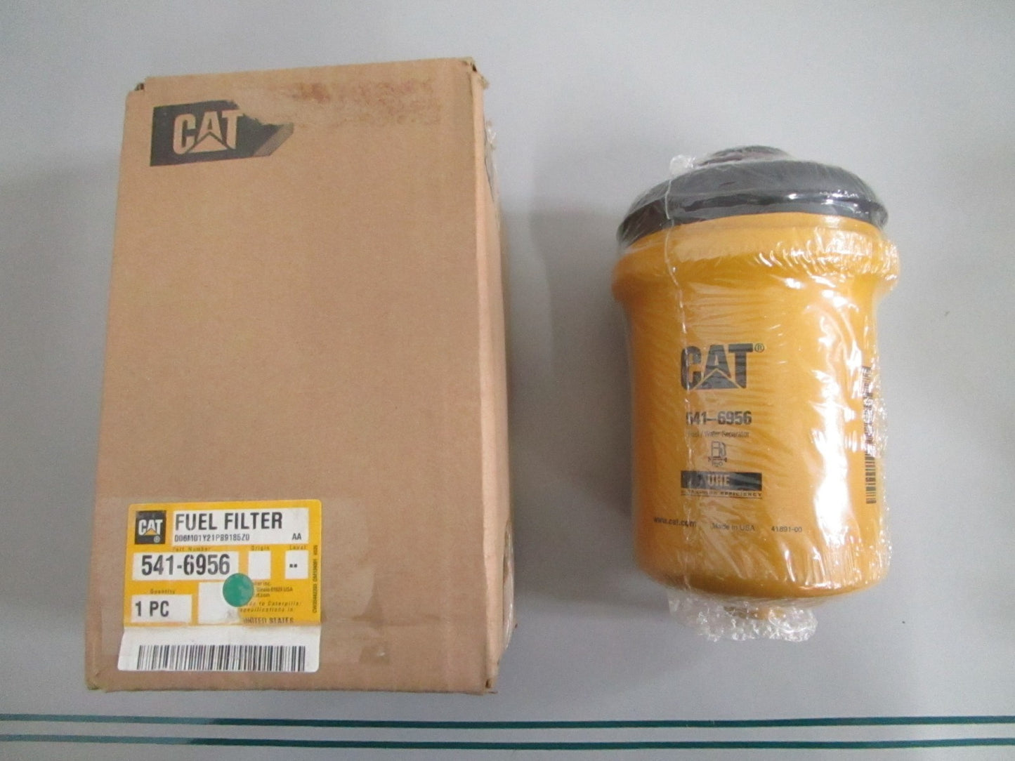 Caterpillar 541-6956 NEW OEM Engine Fuel Filter Skid Steer Mini Excavator 0820