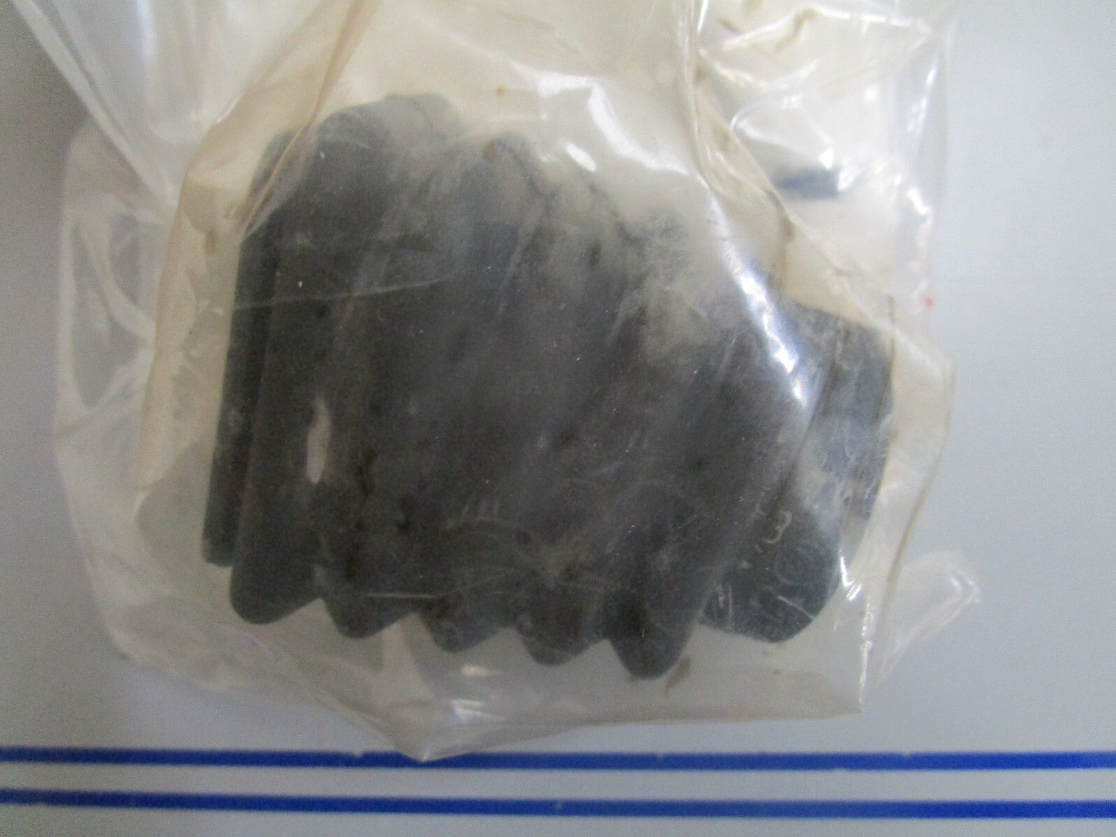 *NEW OEM* 0810 OMC Johnson Evinrude Grommet 336384 0336384