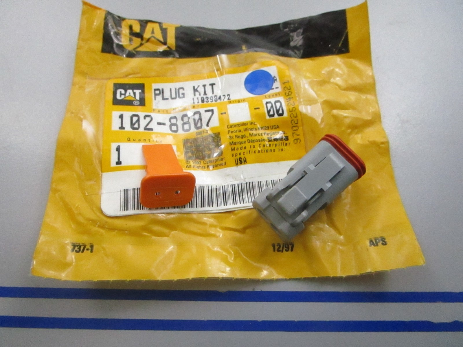 NEW OEM 102-8807 CAT Plug Kit 0810