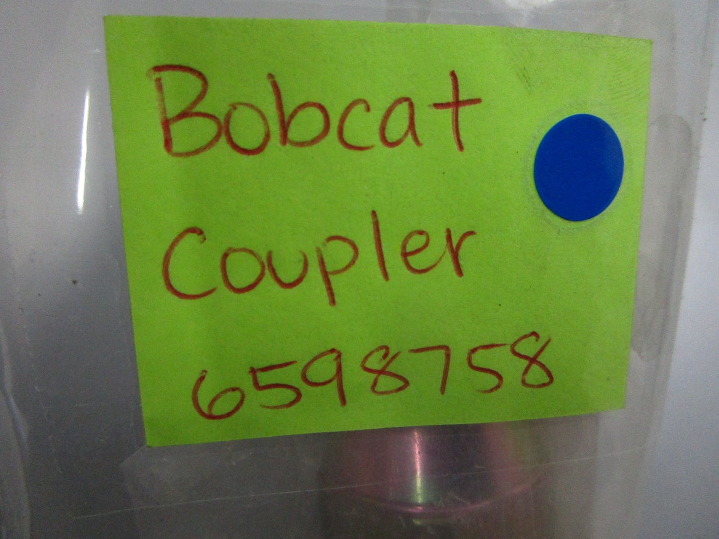*NEW OEM* 0810 Bobcat Coupler 6598758