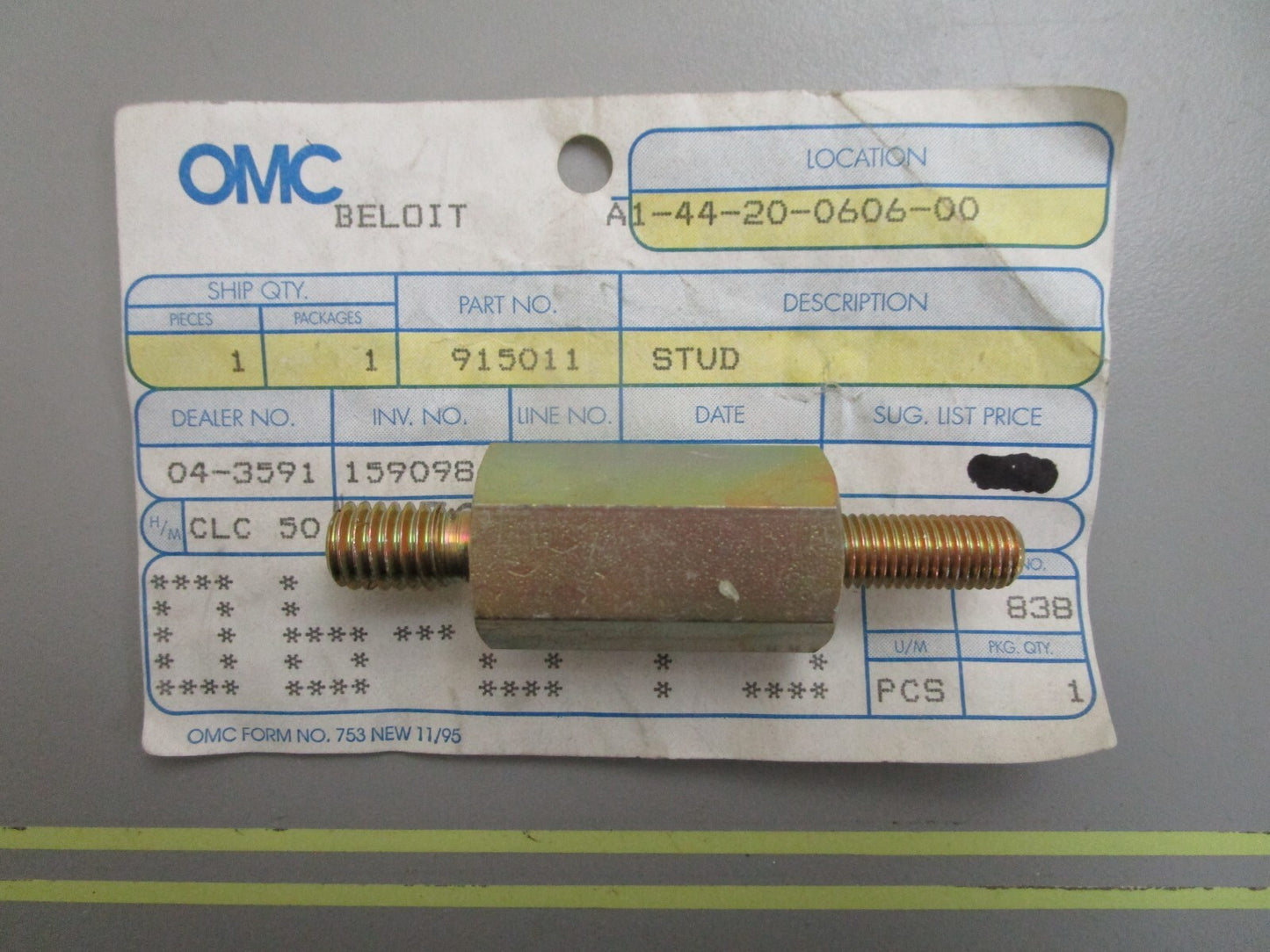 *NEW OEM* 0820 OMC Johnson Evinrude Stud 915011 0915011