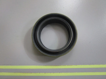 *NEW OEM* 0820 Volvo Penta Oil Seal 3863090