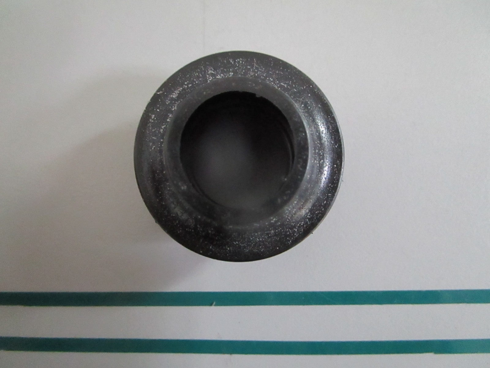 NEW OEM 6171870185 Mercedes-Benz Turbo Drain Grommet 0820