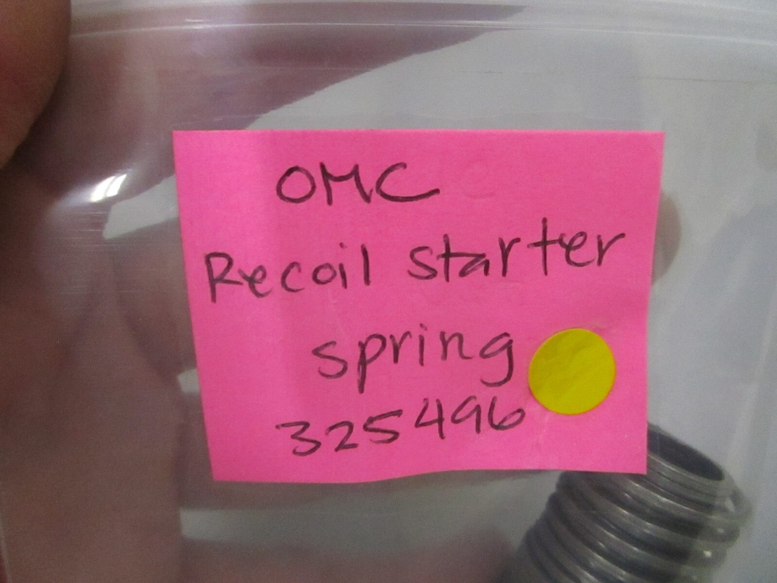 *NEW OEM* 0810 OMC Johnson Evinrude Recoil Starter Spring 325496 0325496