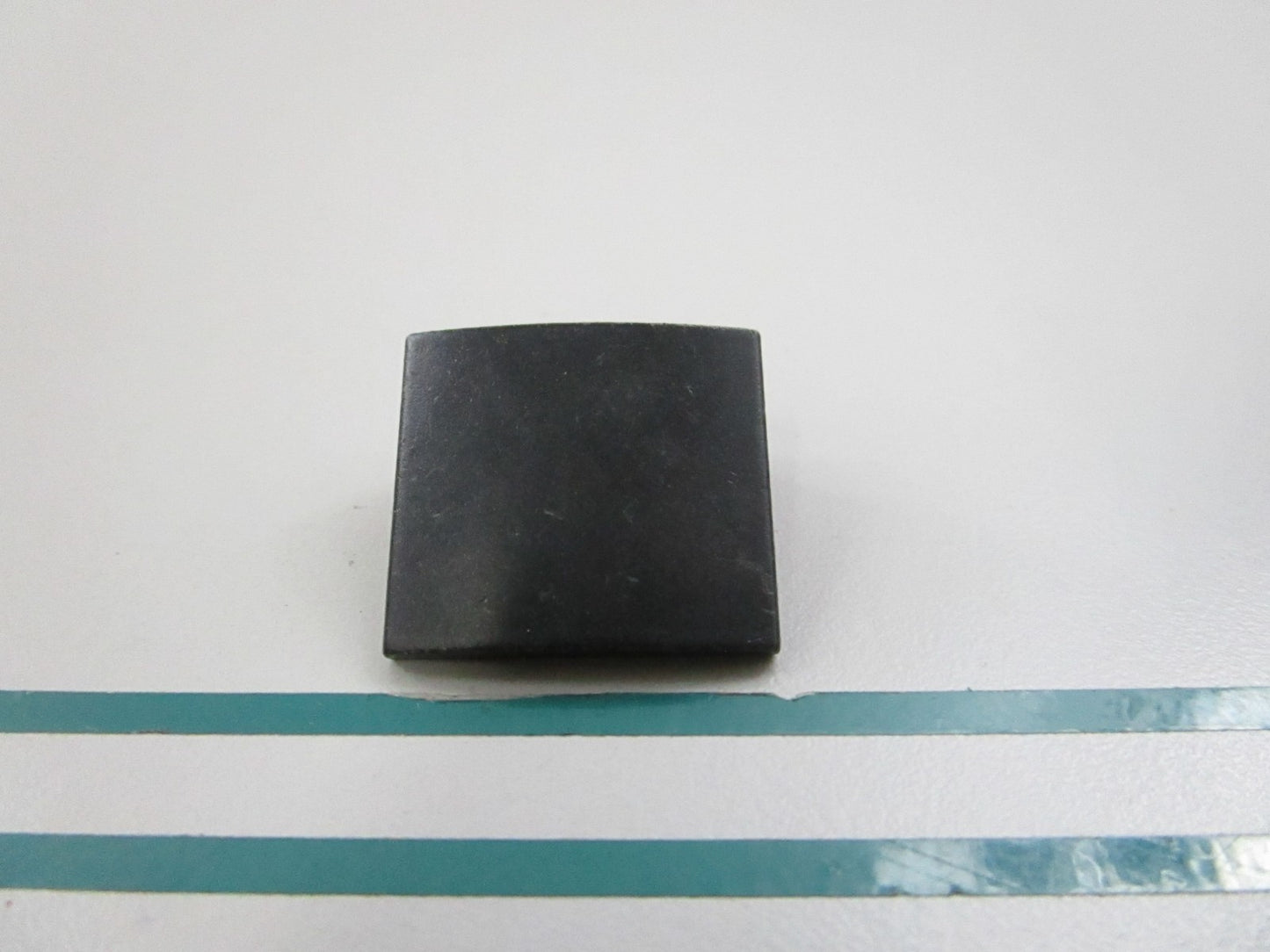 NEW OEM 349001 0349001 OMC Johnson Evinrude Wedge 0810