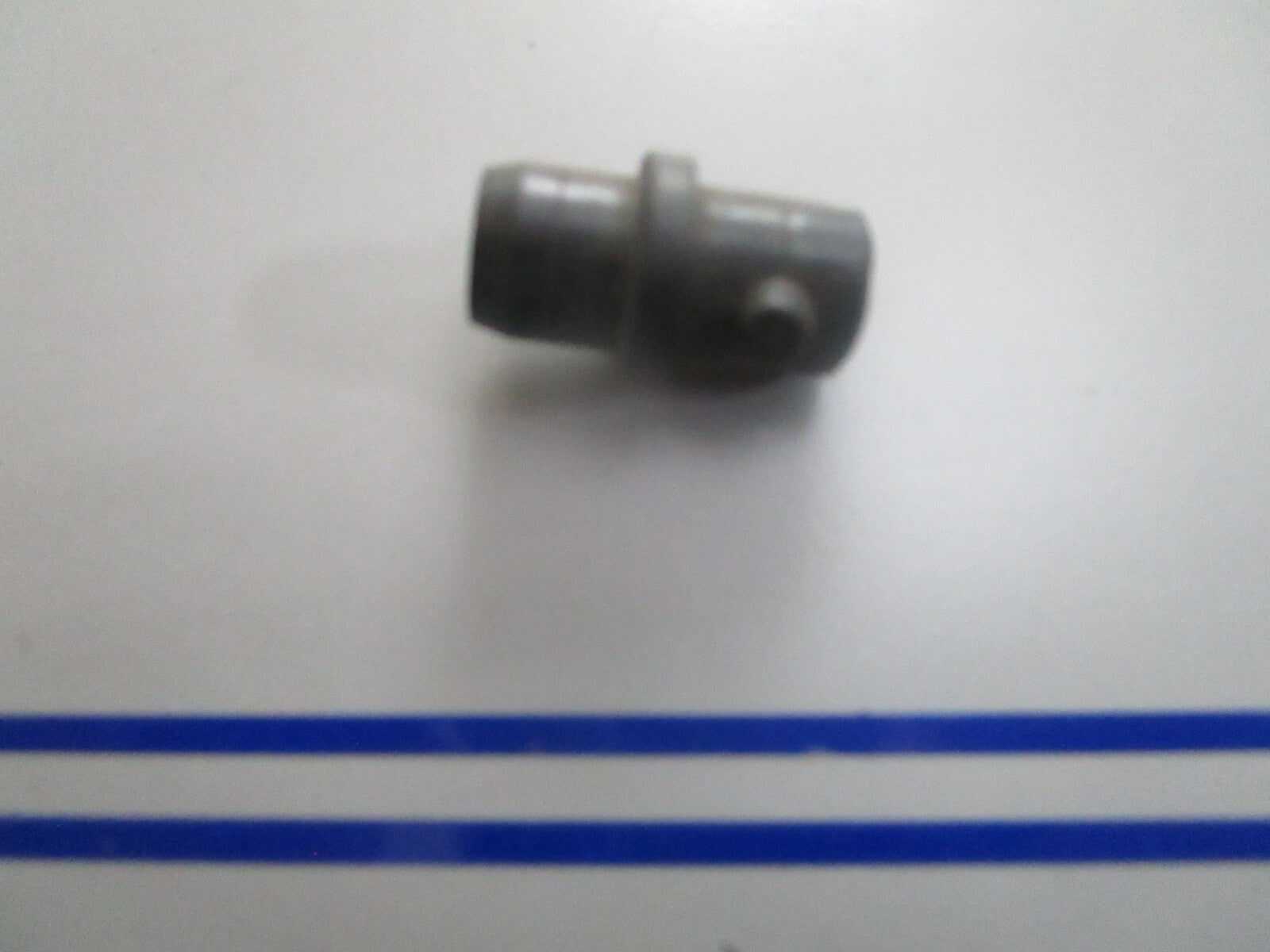 *NEW OEM* 0810 OMC Johnson Evinrude Grommet 342870 0342870