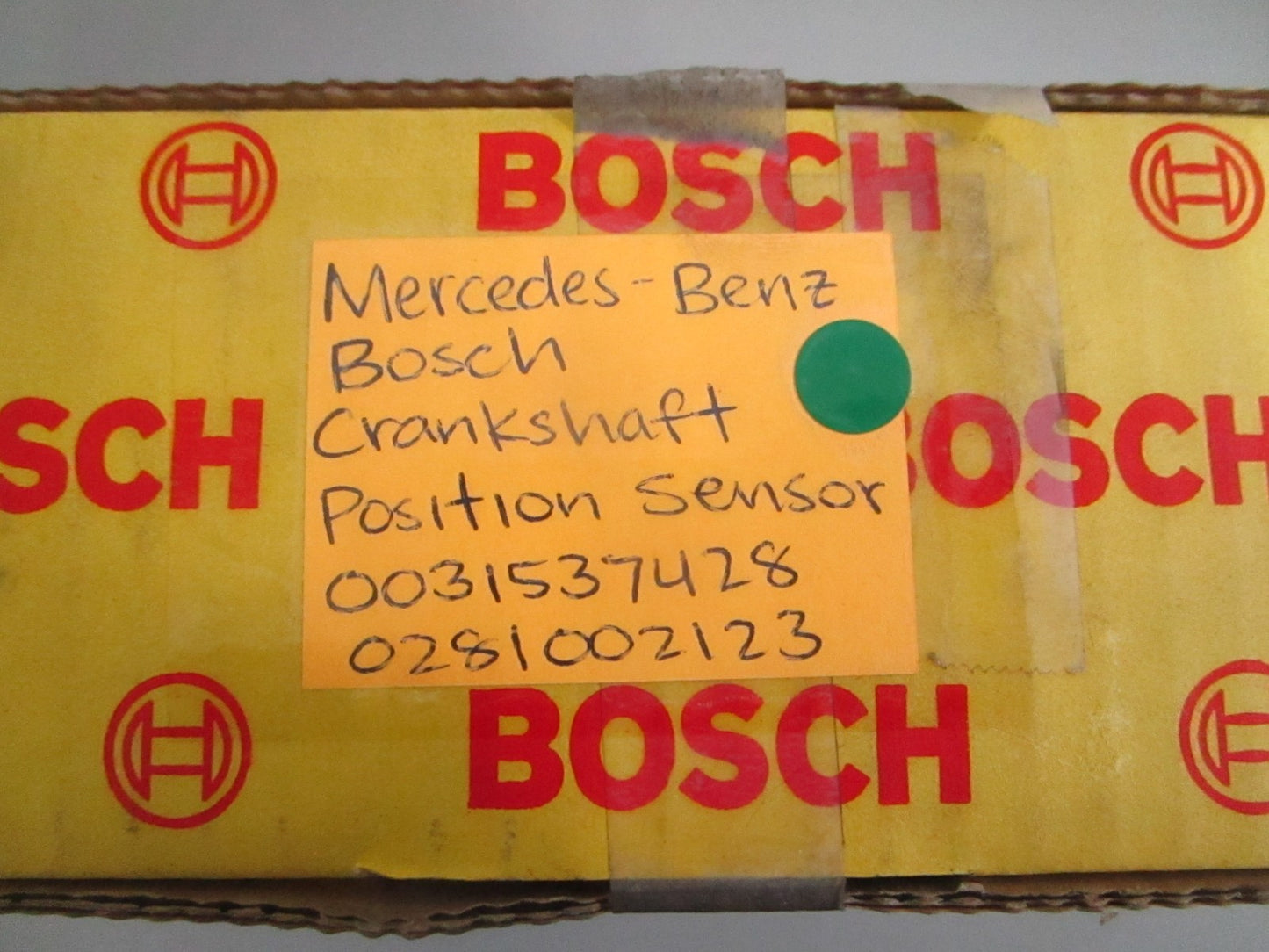 NEW OEM 0031537428 0281002123 Mercedes-Benz Bosch Crankshaft Sensor 0820