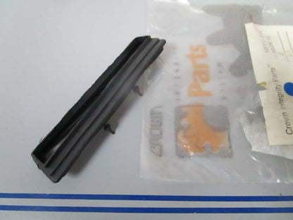 *NEW OEM* 0720 Crown Bellows 107080