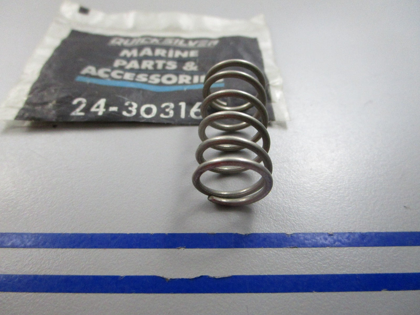 NEW OEM 24-30316 Mercury Quicksilver Spring 0810