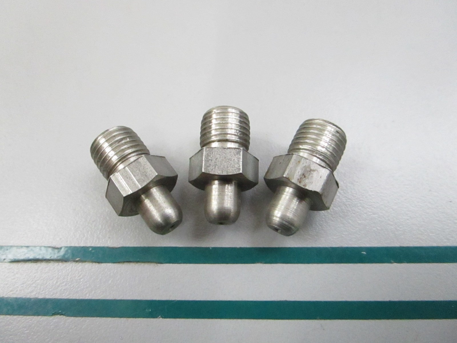 NEW OEM (LOT OF 3) 307457 0307457 OMC Johnson Evinrude Fitting 0810