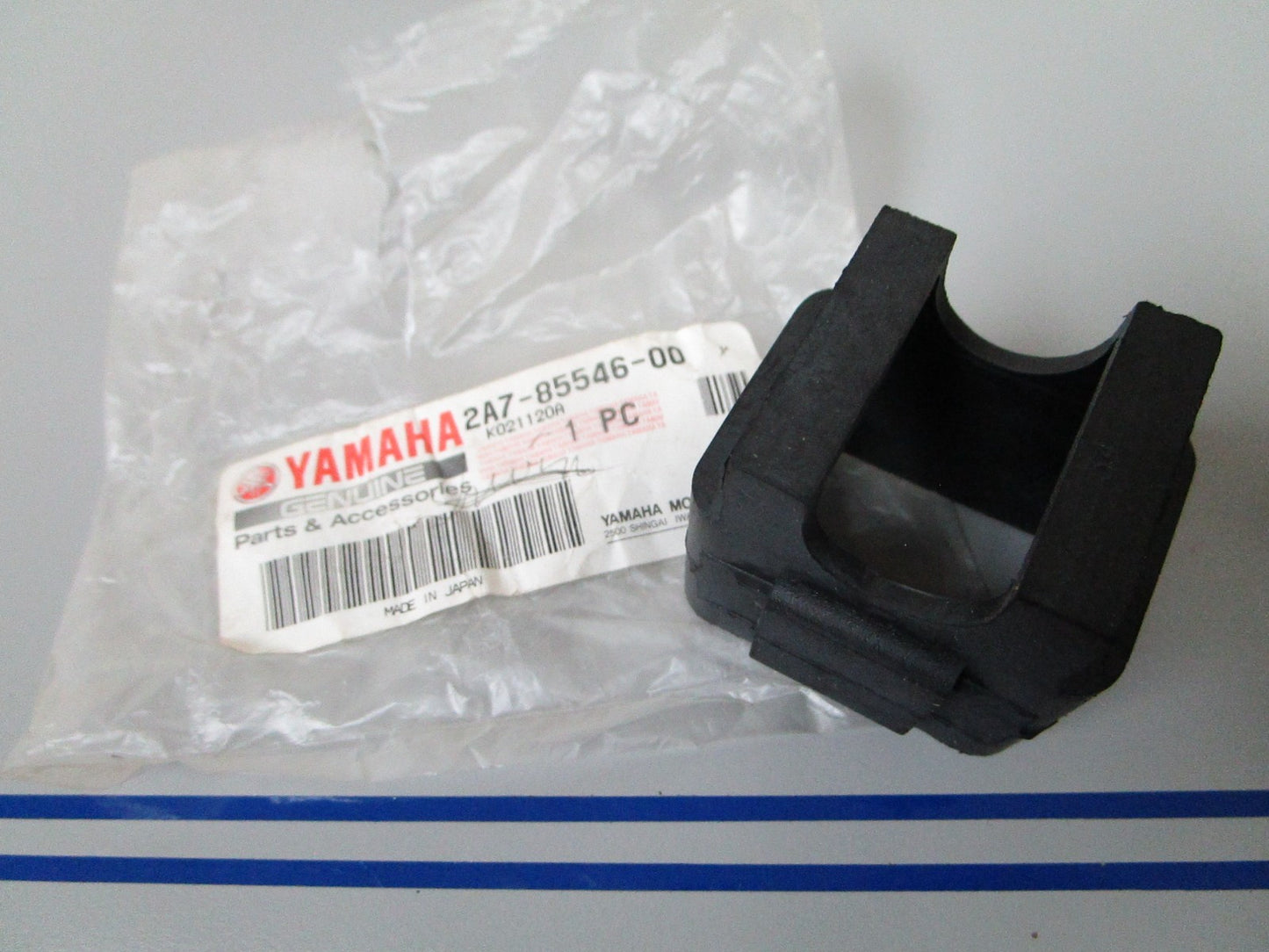 NEW OEM 2A7-85546-00-00 Yamaha Band 0720