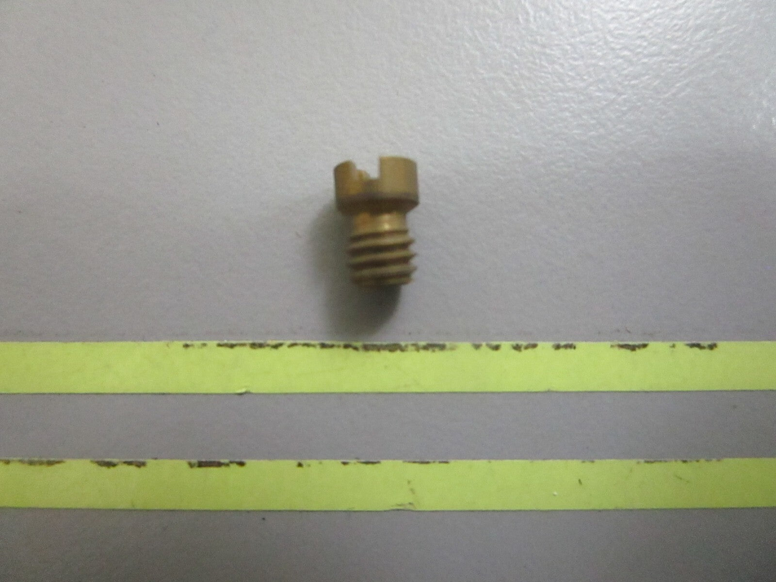 *NEW OEM* 0810 OMC Johnson Evinrude .047 Orifice 328560 0328560