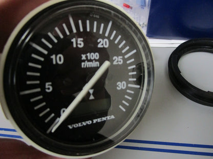 NEW OEM 873998 Volvo Penta 30 3000 RPM Tachometer Gauge Instrument 0720