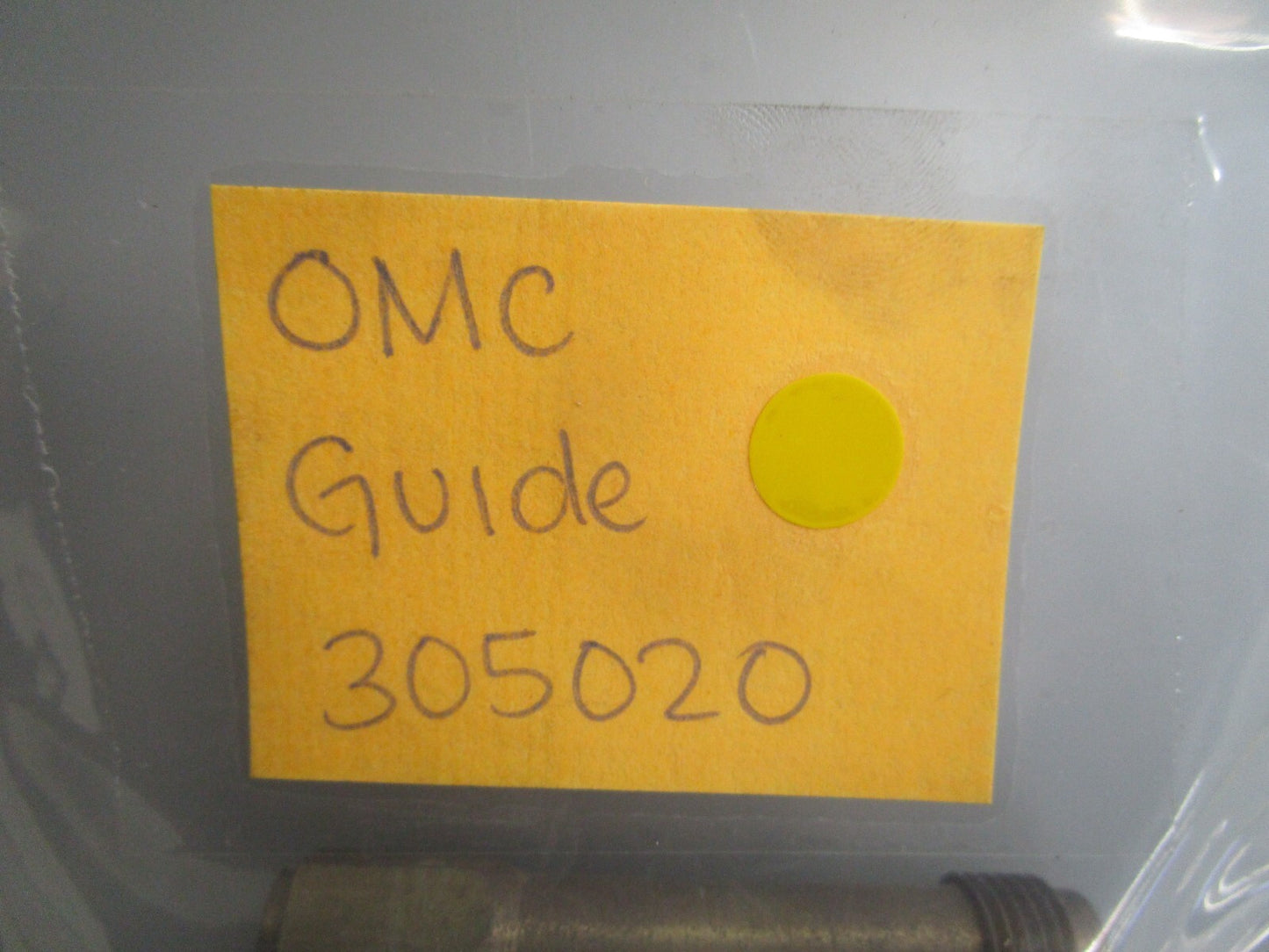 *NEW OEM* 0820 OMC Johnson Evinrude Guide 305020 0305020