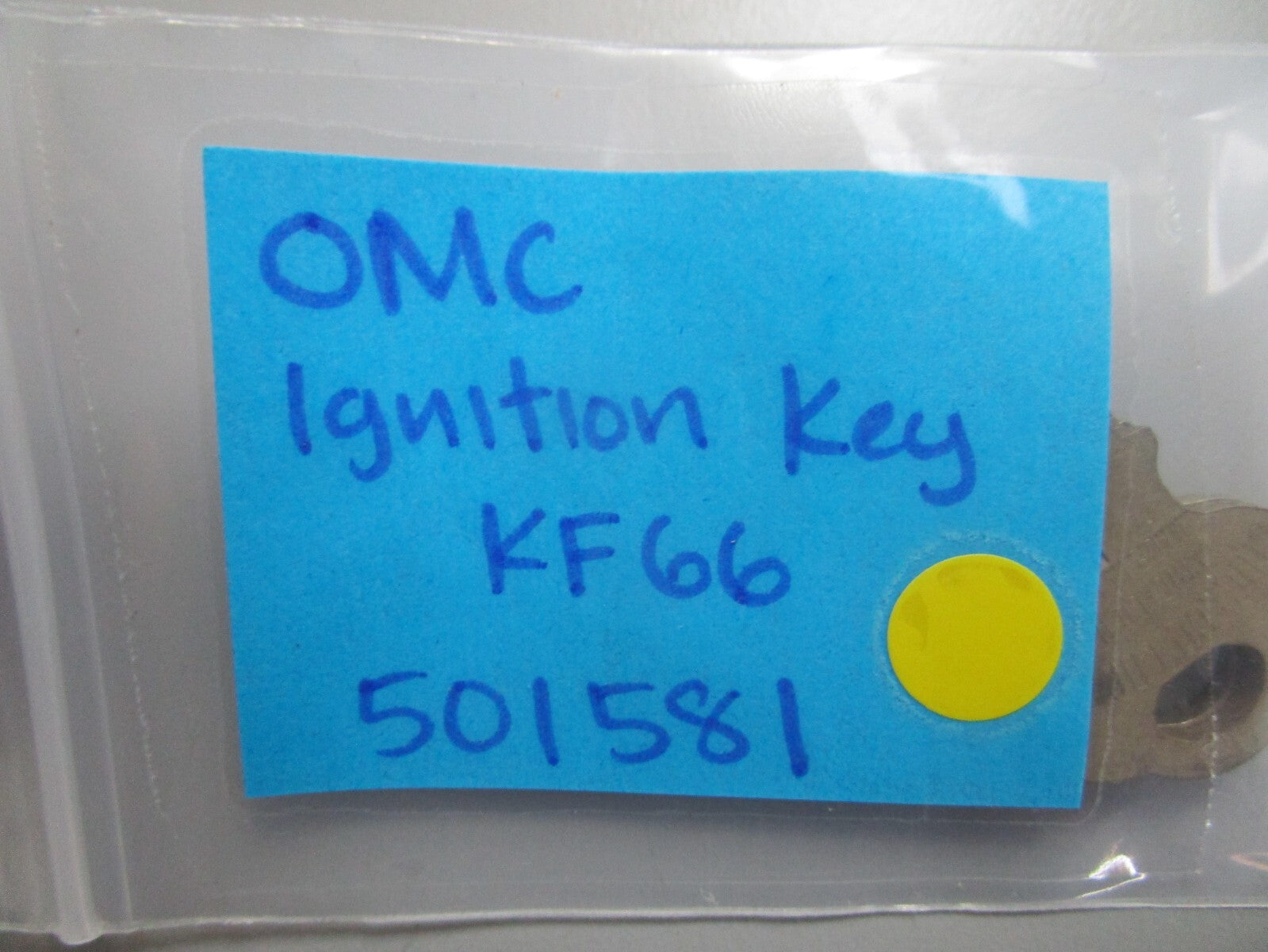 *NEW OEM* 0810 OMC Johnson Evinrude Ignition Key KF66 501581 0501581