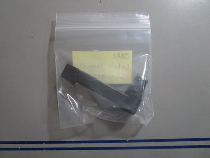*NEW OEM* 0810 OMC Johnson Evinrude Latch Handle 395910 0395910