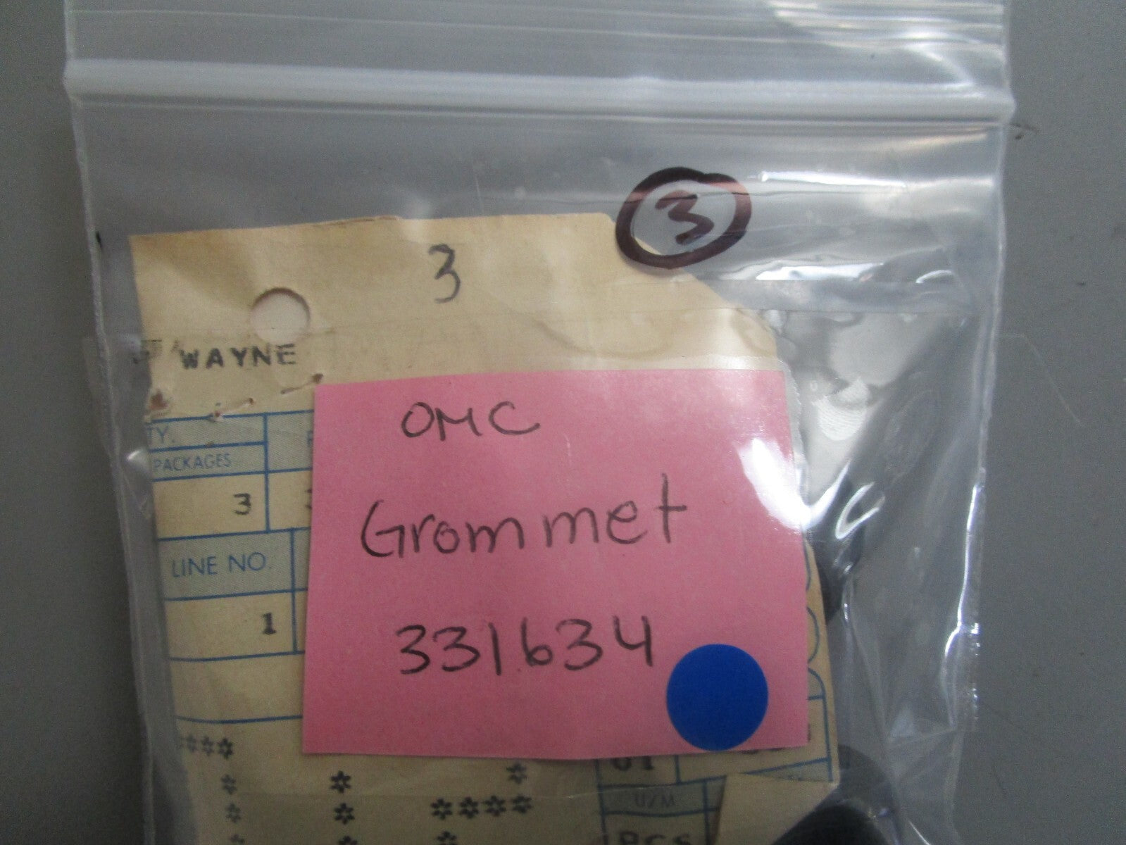*NEW OEM* 0810 OMC Johnson Evinrude Grommet 331634 0331634