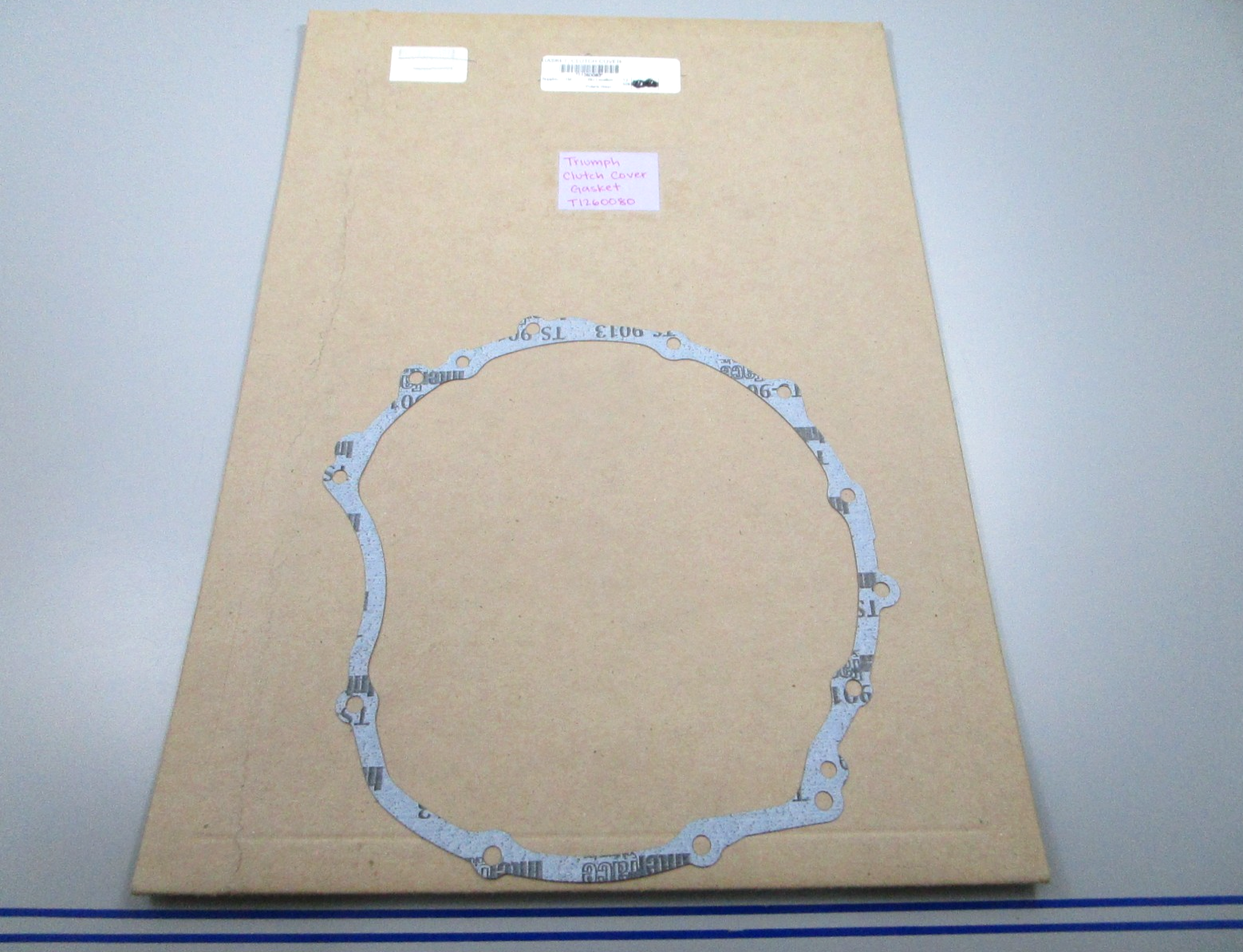 *NEW OEM* 0810 Triumph Clutch Cover Gasket T1260080