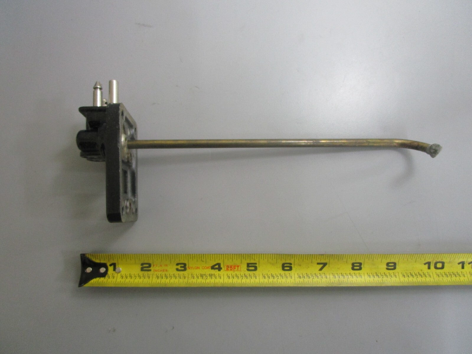 *NEW OEM* 0820 OMC Johnson Evinrude Fuel Housing & Pickup 398409 0398409