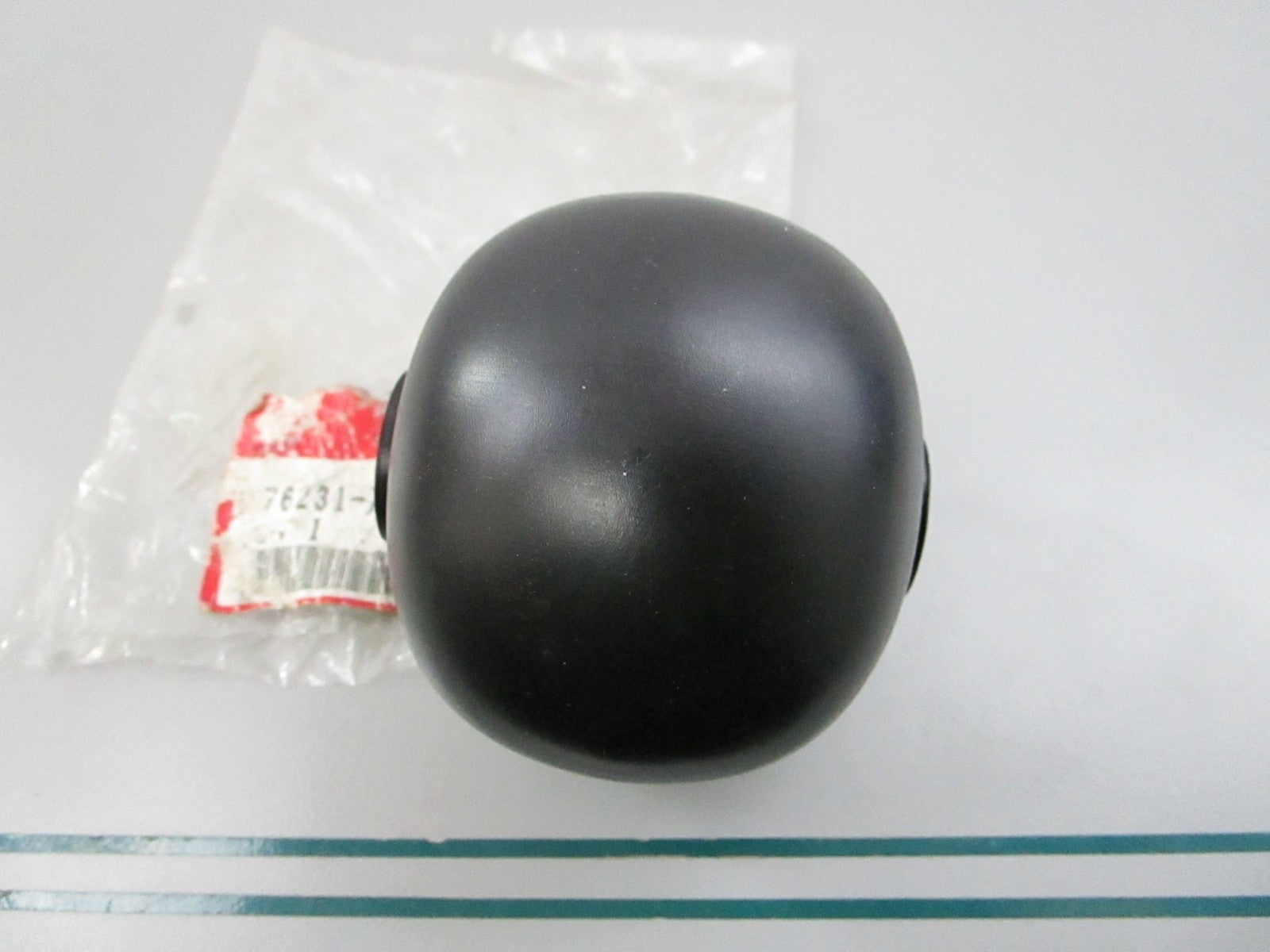 NEW OEM 76231-751-301 Honda Anti-Scalp Roller 0810