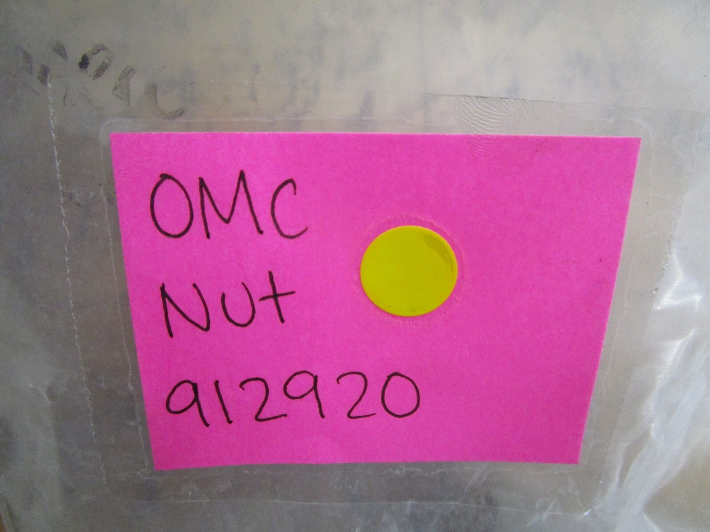 *NEW OEM* 0810 OMC Johnson Evinrude Nut 912920 0912920