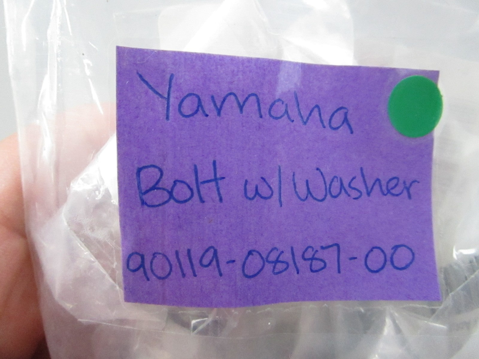 NEW OEM (LOT OF 4) 90119-08187-00 Yamaha Bolt w/ Washer 0810