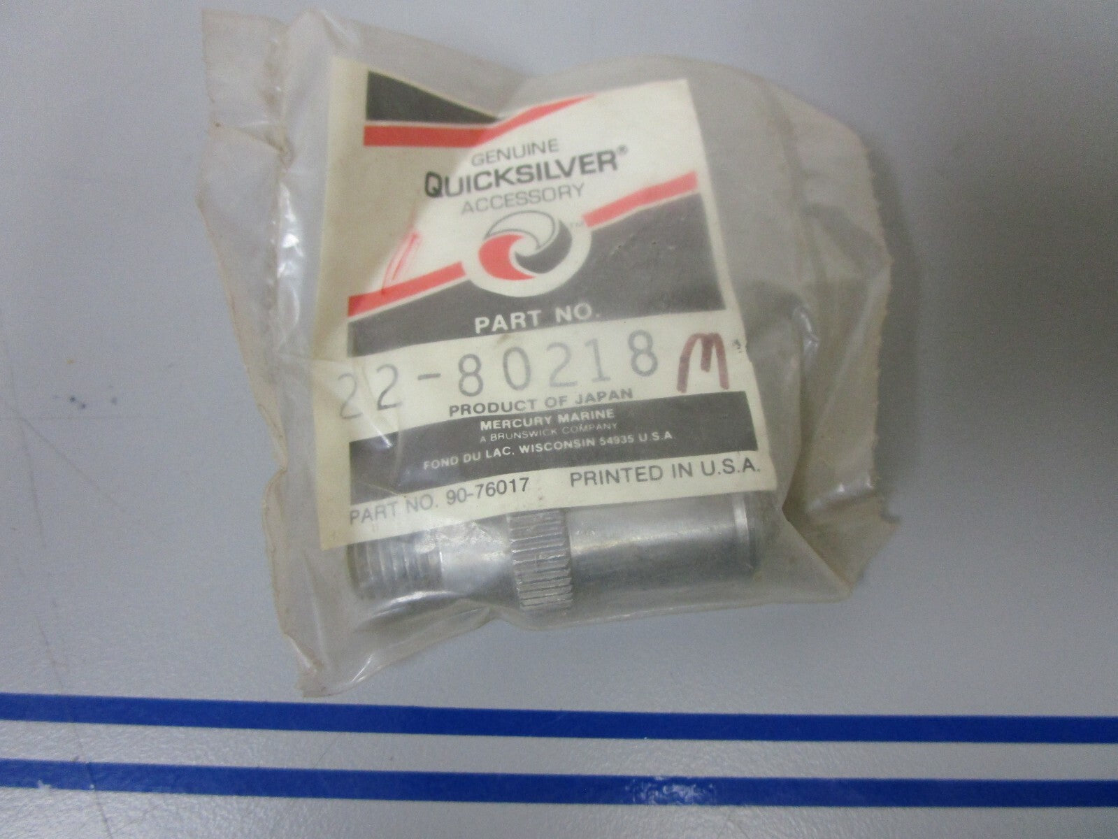 *NEW OEM* 0810 Mercury Quicksilver Plug 22-80218M