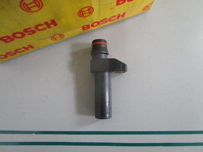 NEW OEM 0031537428 0281002123 Mercedes-Benz Bosch Crankshaft Sensor 0820