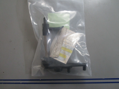 *NEW OEM* 0770 OMC Johnson Evinrude Throttle Cam & Arm Assembly 438957 0438957