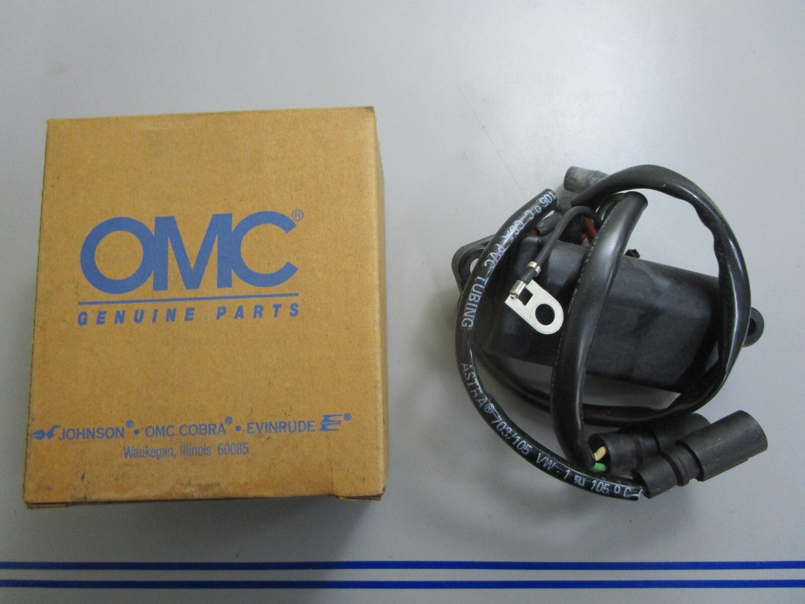 *NEW OEM* 0820 OMC Johnson Evinrude Power Pack 583116 0583116