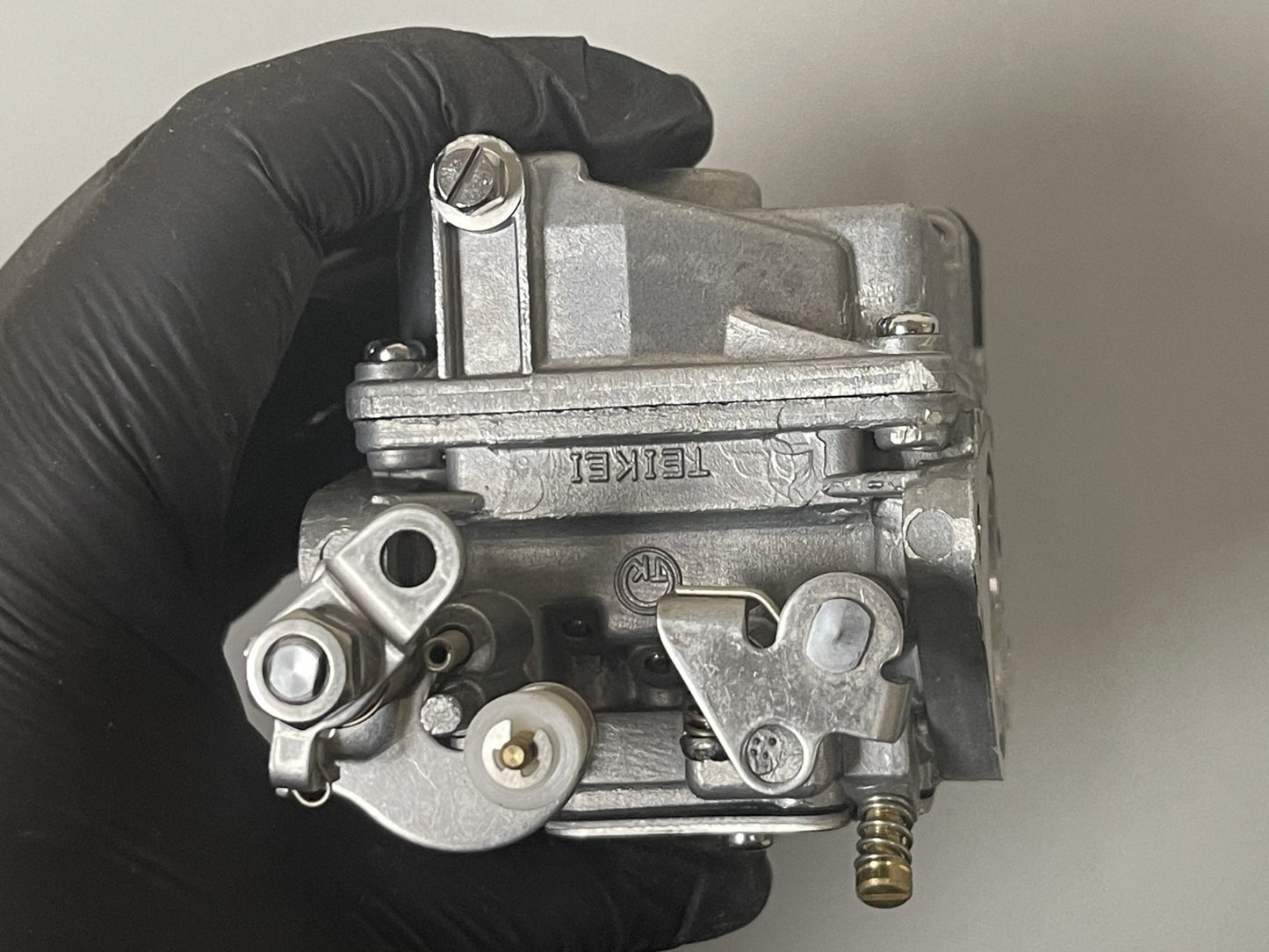 NEW OEM 3BJ-03100-0 Nissan Tohatsu Carburetor 15 20 HP 0670
