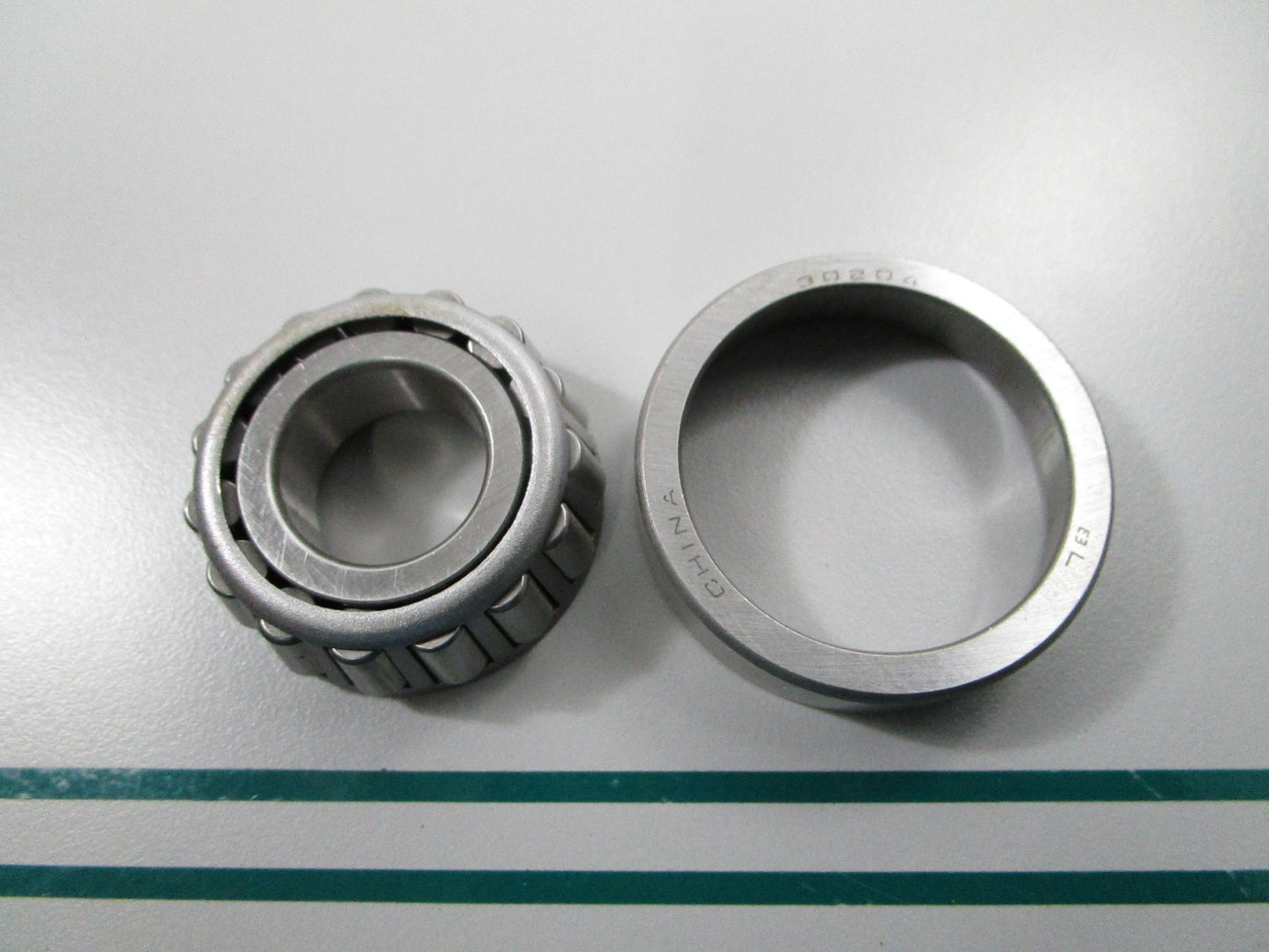 NEW R500610 R & R Tapered Bearing Set 0810