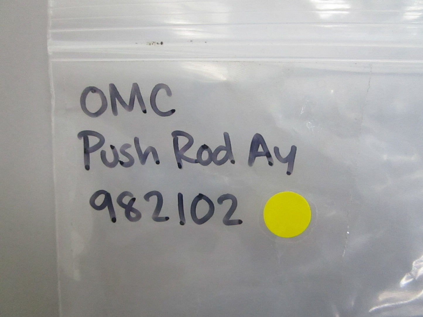 *NEW OEM* 0820 OMC Johnson Evinrude Push Rod Ay 982102 0982102