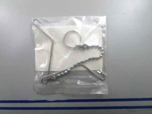 *NEW OEM* 0810 Mercury Quicksilver Cap Hook 851845