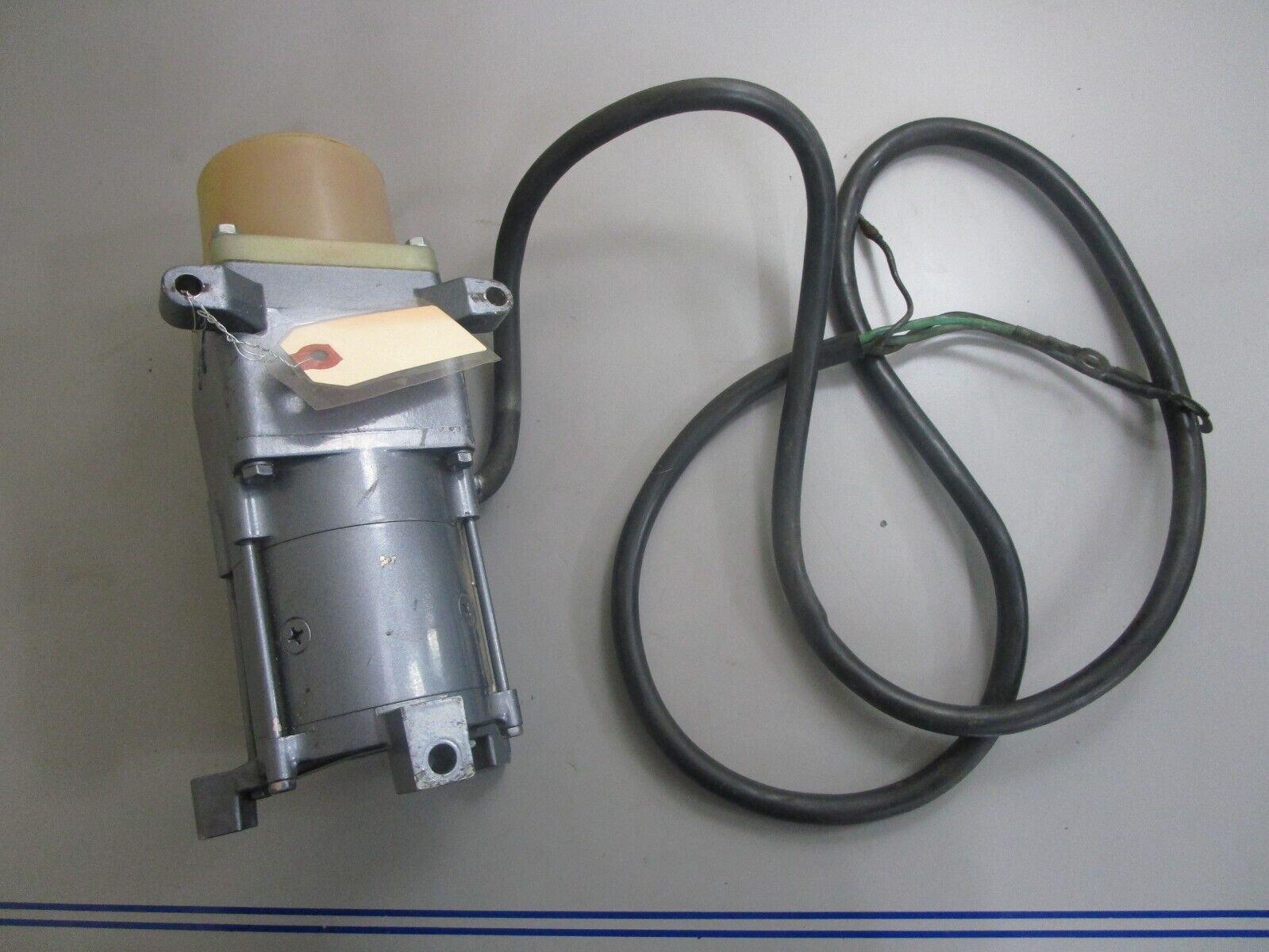 *NEW OEM* 0820 Yamaha Sterndrive Power Tilt Trim Pump 6T4-4380A-00-EK